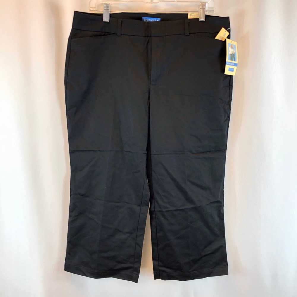 Dockers Womens Metro Capri Pants Black Petites